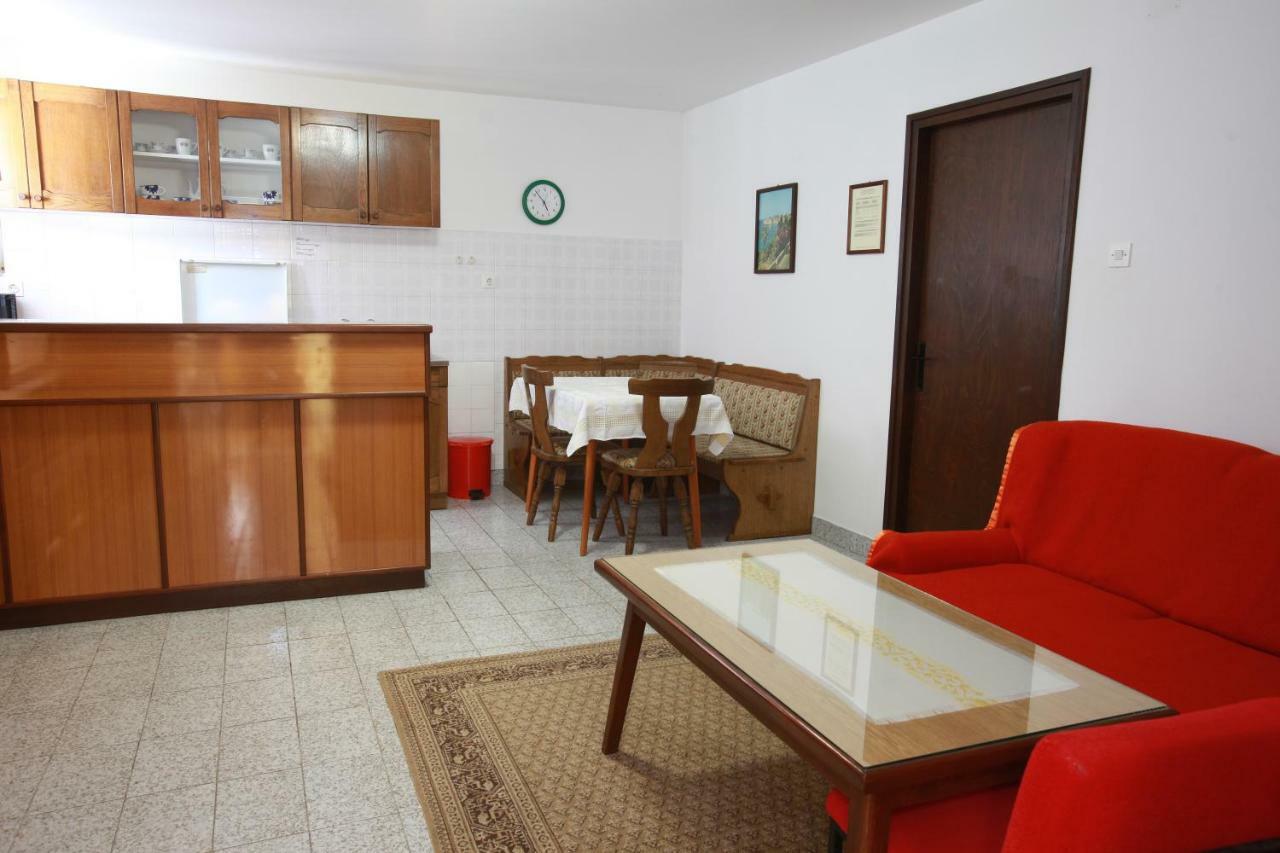Apartments & Room Jagoda Baska  Exterior photo